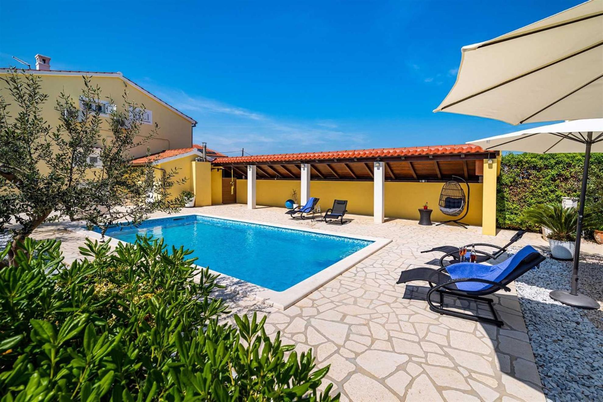 Apartment House Simoni With Pool, Zadar County Privlaka  Exterior foto