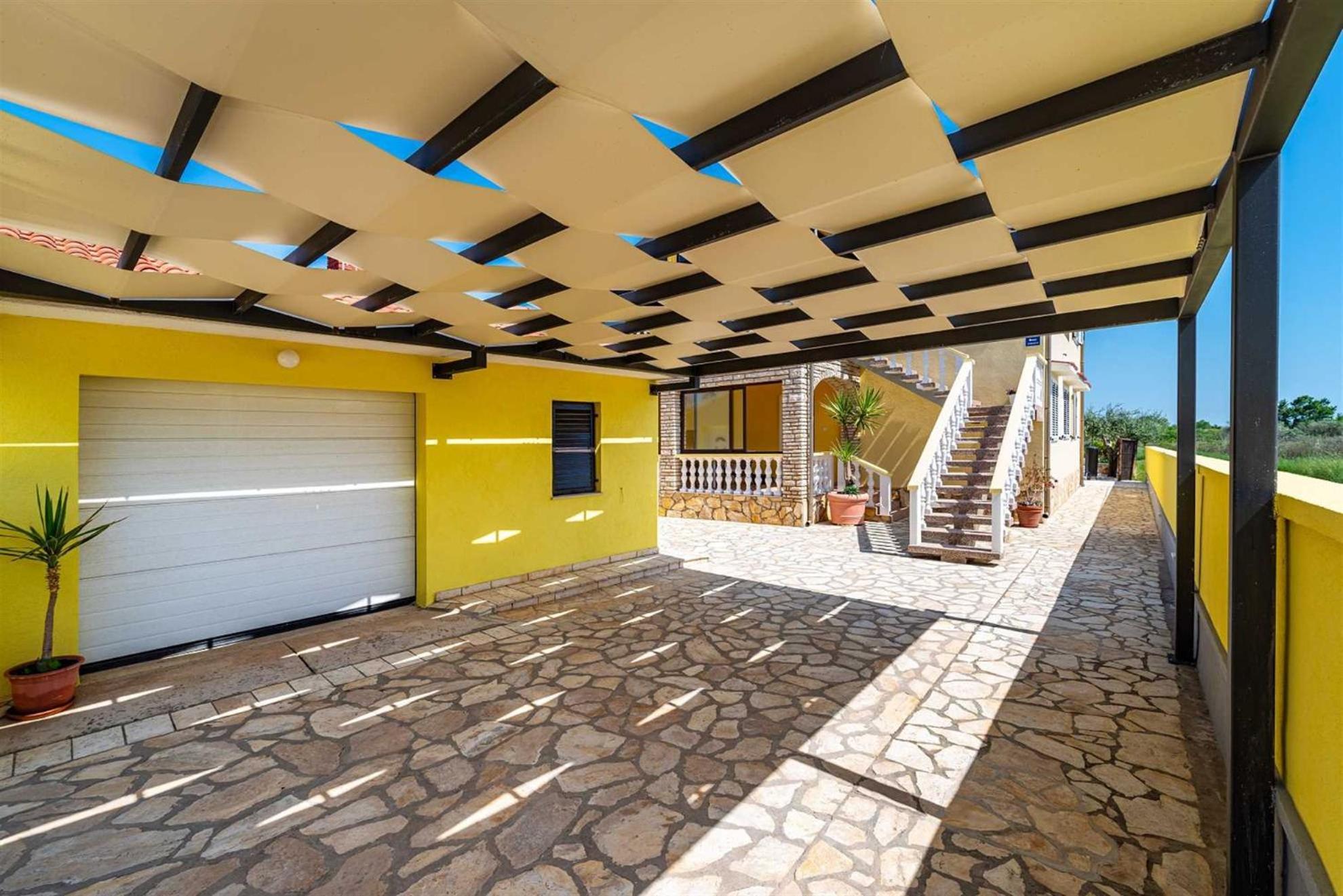 Apartment House Simoni With Pool, Zadar County Privlaka  Exterior foto